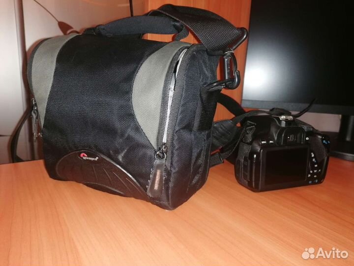 Зеркальный фотоаппарат canon 650d