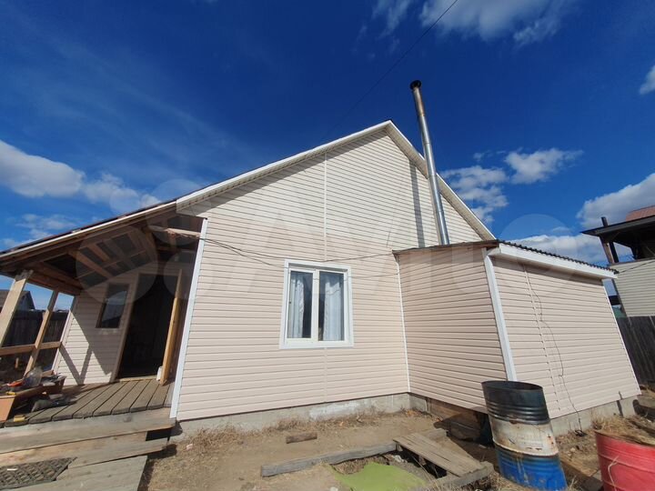 Дом 81,8 м² на участке 8,25 га