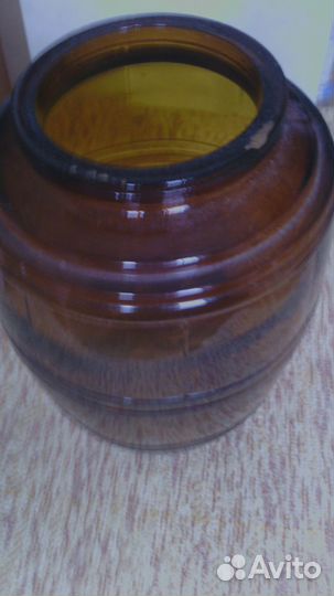 Банки разные, ведро