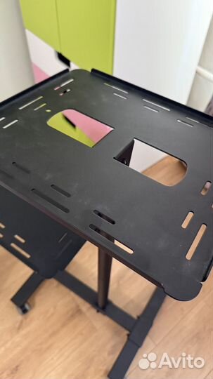 Стойка для проектора