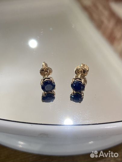 Золотые серьги с сапфирами