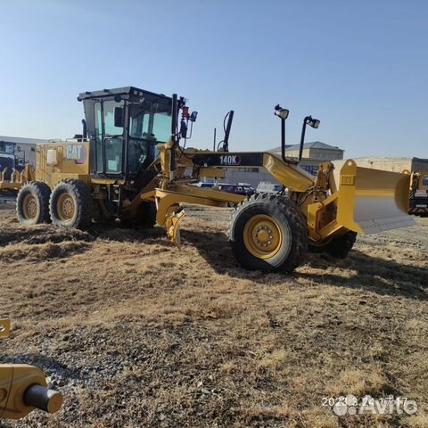 Автогрейдер Caterpillar 140K