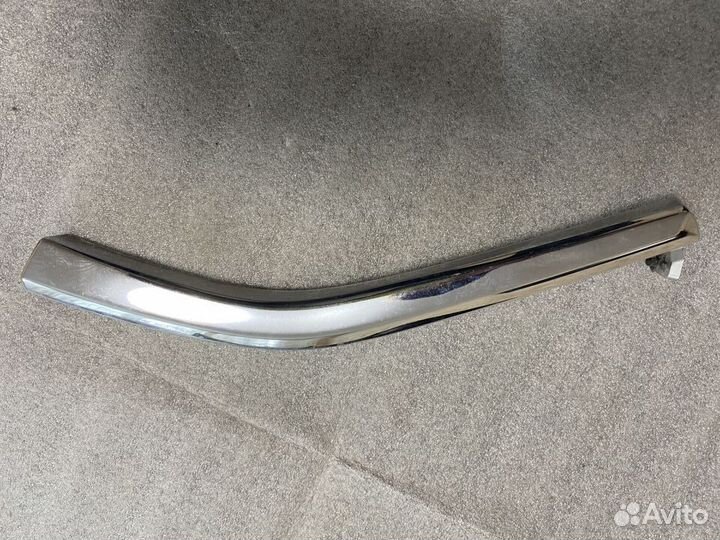 Молдинг переднего бампера / Накладка бампера Mitsu