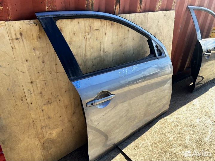 Передняя правая дверь Митсубиши Аsx 2010-2024 год