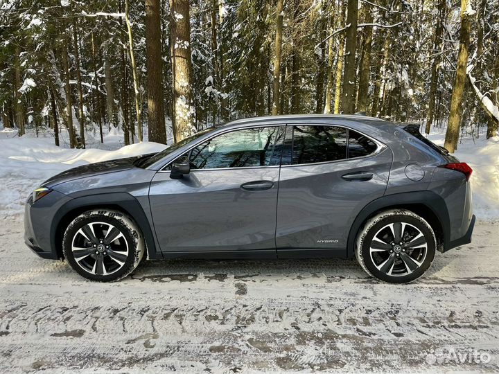 Lexus UX 2.0 CVT, 2019, 129 000 км