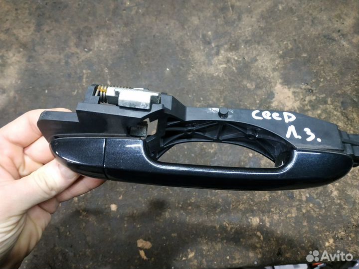 Ручка двери kia ceed