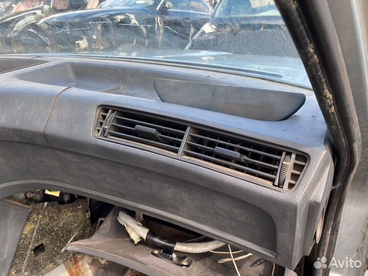 Дефлекторы BMW E23