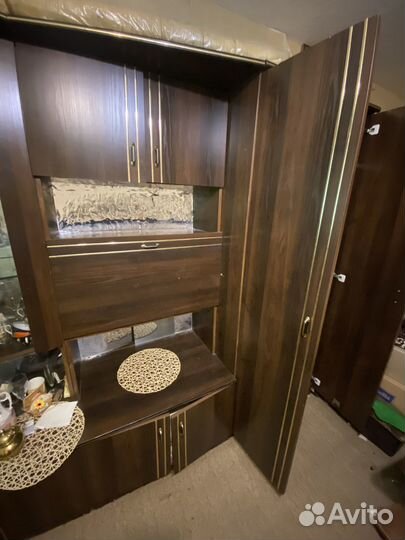 Стенка со шкафом отдам