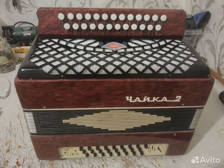 Гармонь Чайка 2