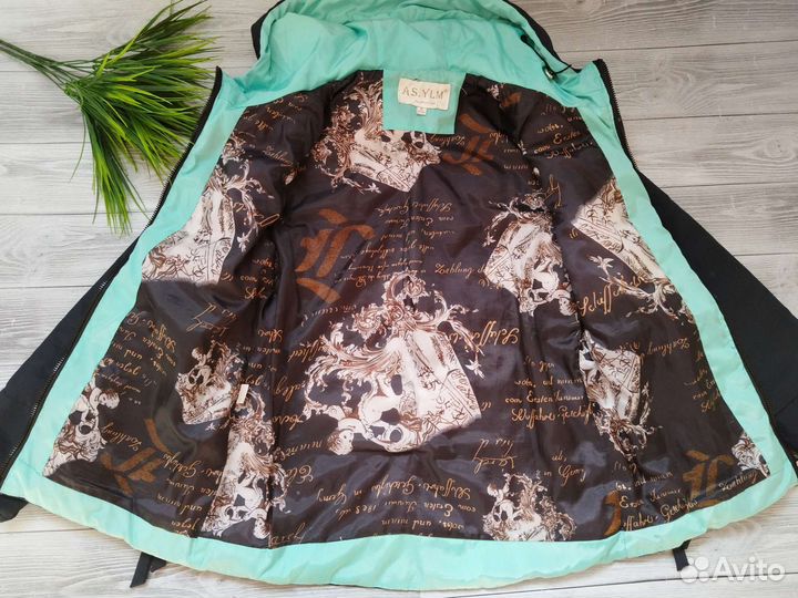 Куртка демисезонная женская 44 46