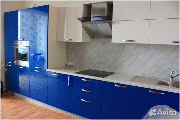 Кухня пластик фасады ваниль/синий 4.2 м