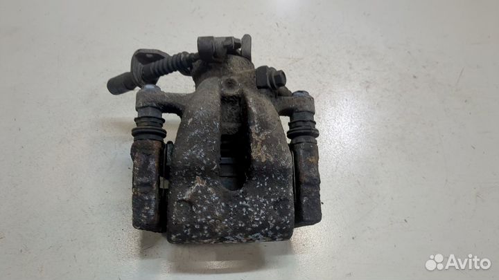 Суппорт Opel Zafira A, 2004