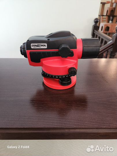 Нивелир оптический