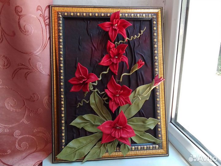 Картина из нат, кожи новая