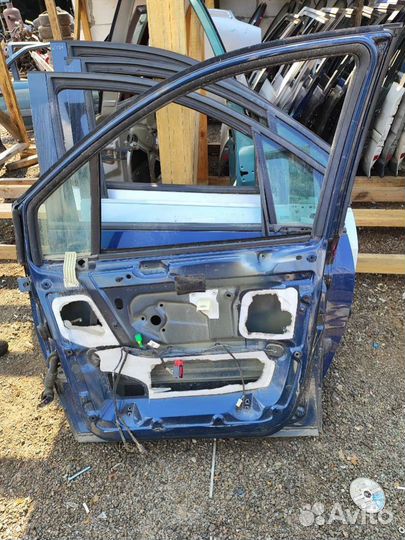 Дверь передняя правая Citroen C8 2004г