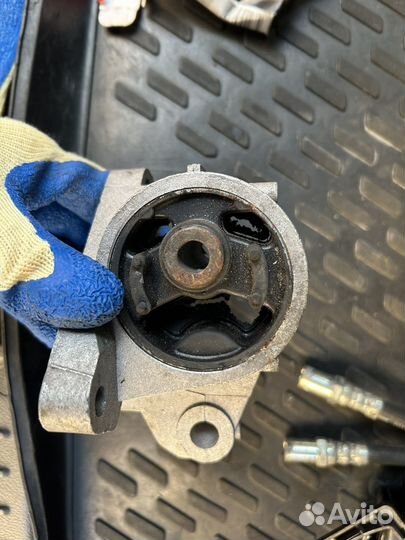 Подушка двигателя ока