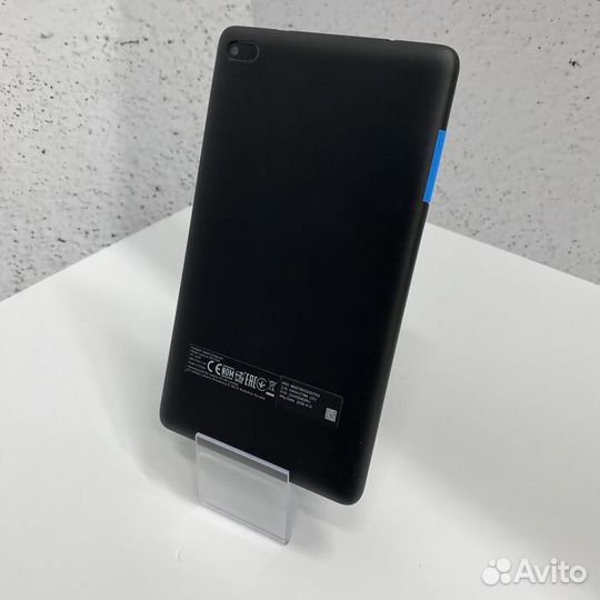 Планшет Lenovo Tab 4 TB-7104i 16Gb 2/16 Черный