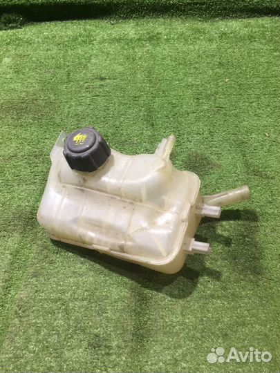 Расширительный бачок Renault Megane 3 Fluence 2171