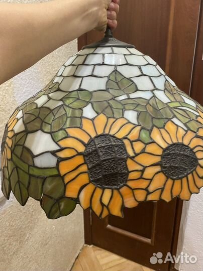 Люстра и плафон в стиле тиффани