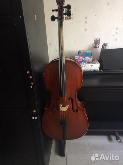 Виолончель 1/2 со смычком