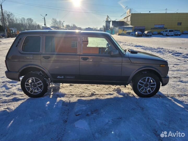 LADA 4x4 (Нива) 1.7 МТ, 2018, 81 000 км