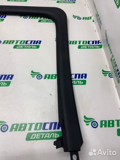 Накладка декоративная двери задняя левая Opel