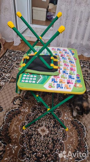 Детский стол и стул