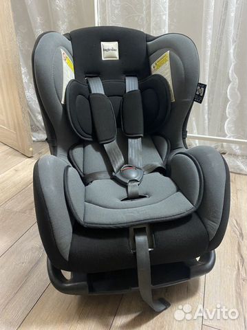 Автомобильное кресло