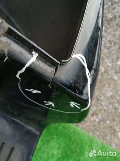 Бампер задний 6H5217775B Land Rover Freelander 2 0