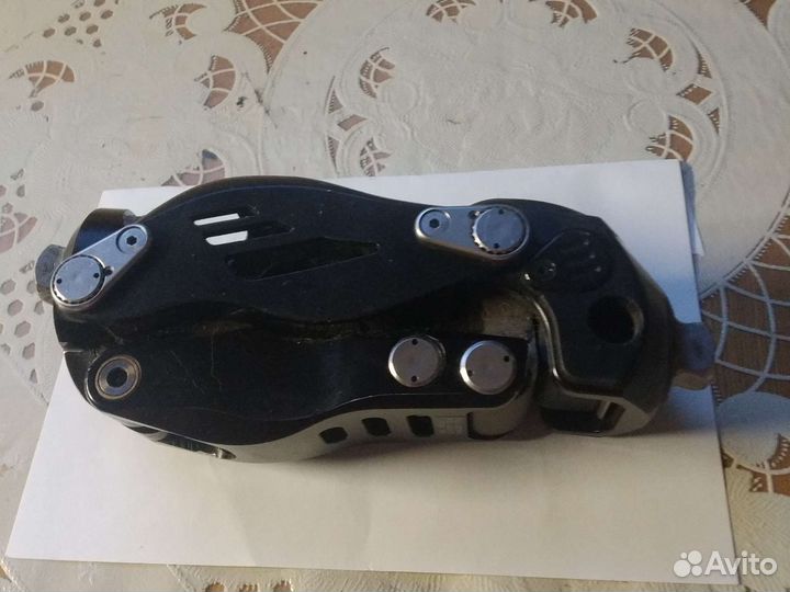 Коленный модуль на протез