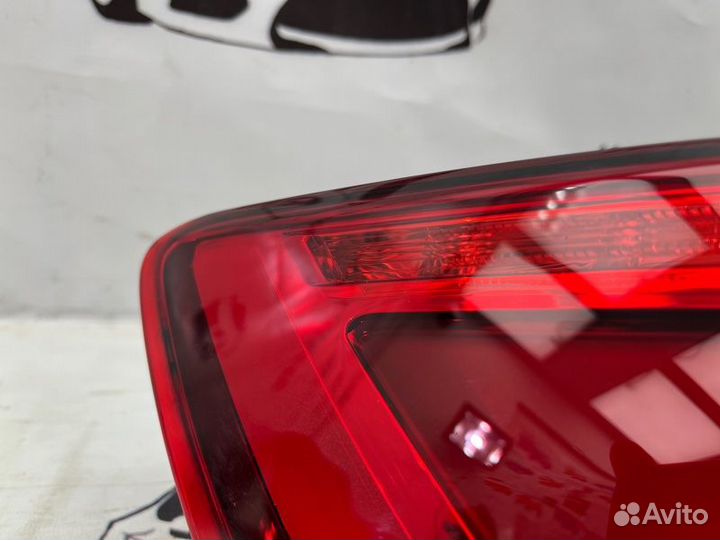 Фонарь задний левый Audi A4