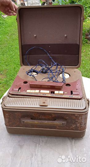 Катушечный магнитофон Мелодия мг-56