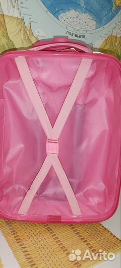 Детский чемодан на колесиках