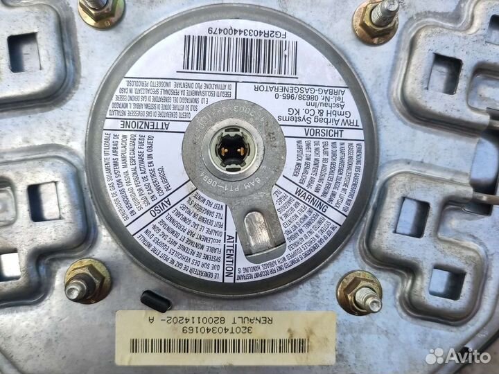 Подушка безопасности водителя в руль Рено симбл 1