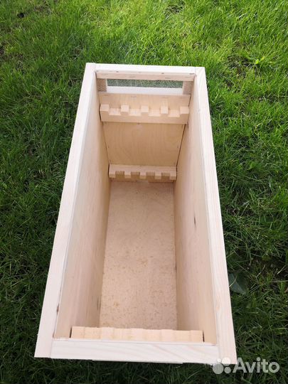 Ящики ловушки Пчелопакеты Рамконосы