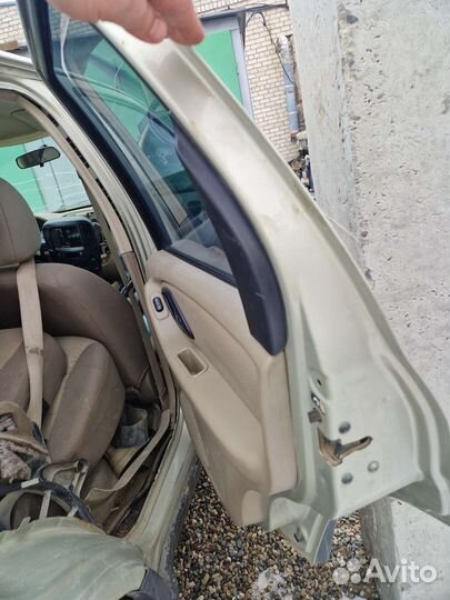 Задняя правая дверь форд ескейп 2005 ford escape