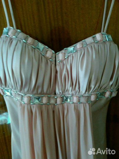 Платье вечернее