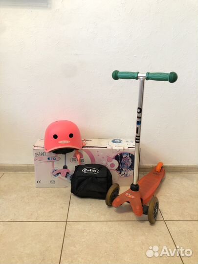 Самокат трехколесный Mini Micro