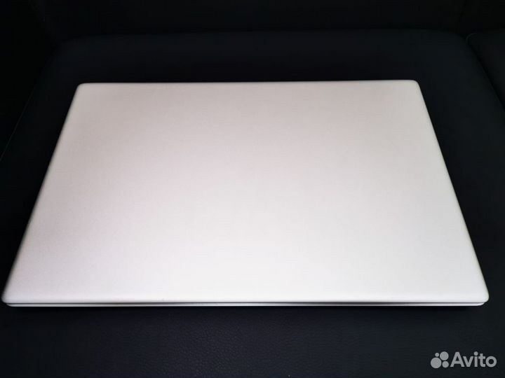 Ноутбук Intel i5 15,6'