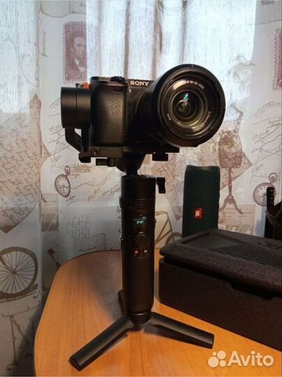Электронный стабилизатор Zhiyun Crane M2