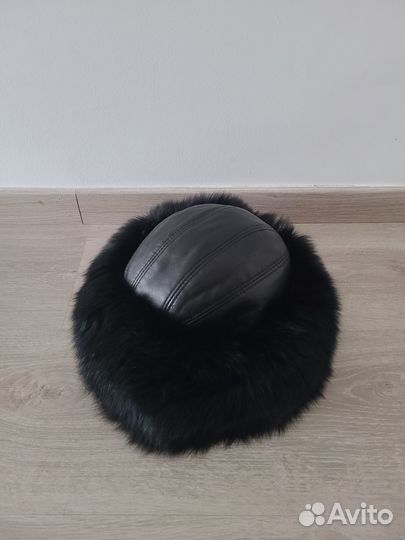 Шапка из кожи и меха лисы