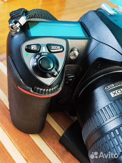 Зеркальный фотоаппарат Nikon D200 bodi