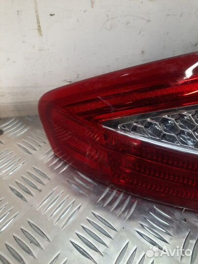 Фонарь задний левый Ford Mondeo хэтчбэк 5 дв. 2.0