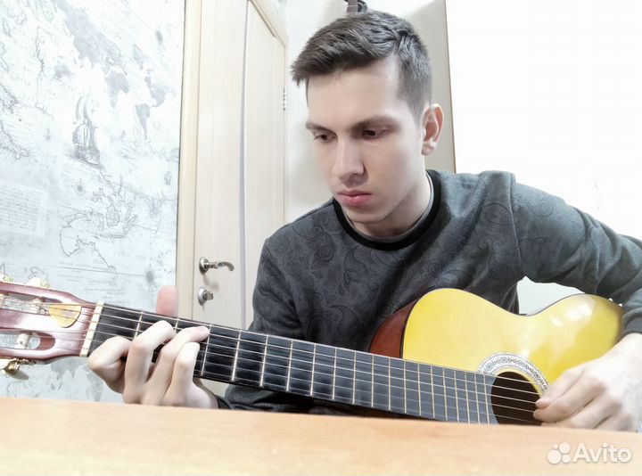 Преподаватель по гитаре