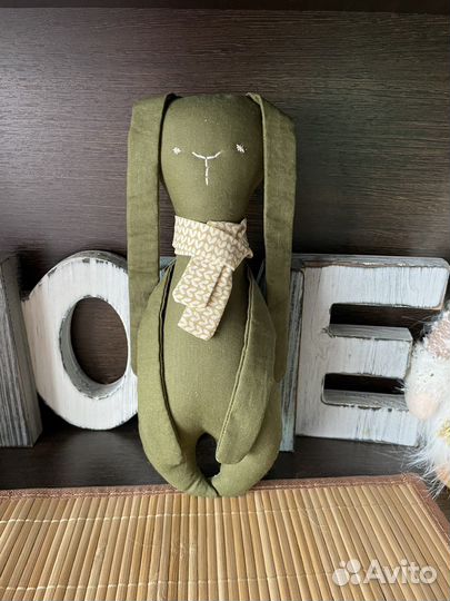 Интерьерная игрушка заяц