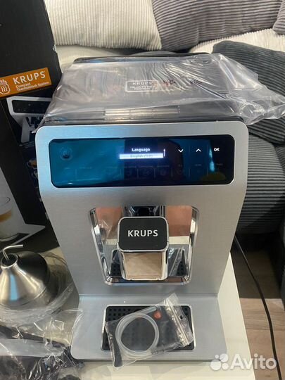 Кофемашина Krups Quattro Force Evidence EA891C10