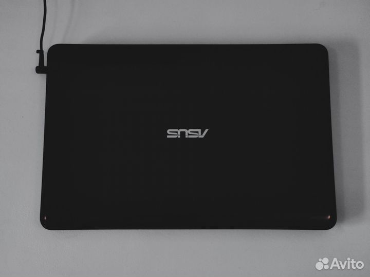 Ноутбук asus X756U