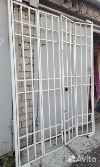 Решётка на дверь