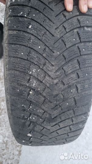 Michelin X-Ice XI2 235/65 R18