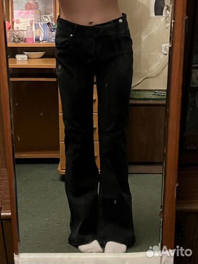 Джинсы клеш женские